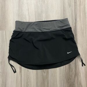 Nike Dri-Fit athletic skort size S black